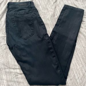 BLANK NYC Shimmer Denim Jeans